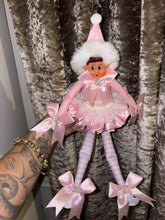 Load image into Gallery viewer, Elf on the Shelf - Read description