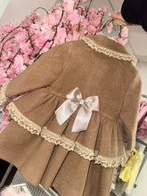 Load image into Gallery viewer, Baby’s Bow &amp; Frilly Jacket
