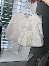 Load image into Gallery viewer, Caramelo Kids White Leggings Set
