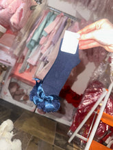 Load image into Gallery viewer, £1 ruffle socks
