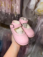 Load image into Gallery viewer, Pink Diamonte Shoes - UK 8
