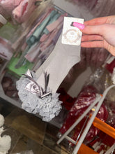 Load image into Gallery viewer, £1 ruffle socks
