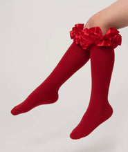 Load image into Gallery viewer, Caramelo Knee High Ruffle Red Socks
