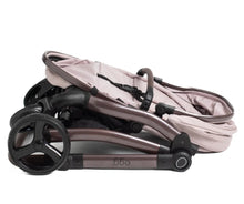 Load image into Gallery viewer, egg® Dolls Pram - Hush Violet
