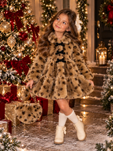Load image into Gallery viewer, Girls Two Piece Fur Jacket &amp; Bag
