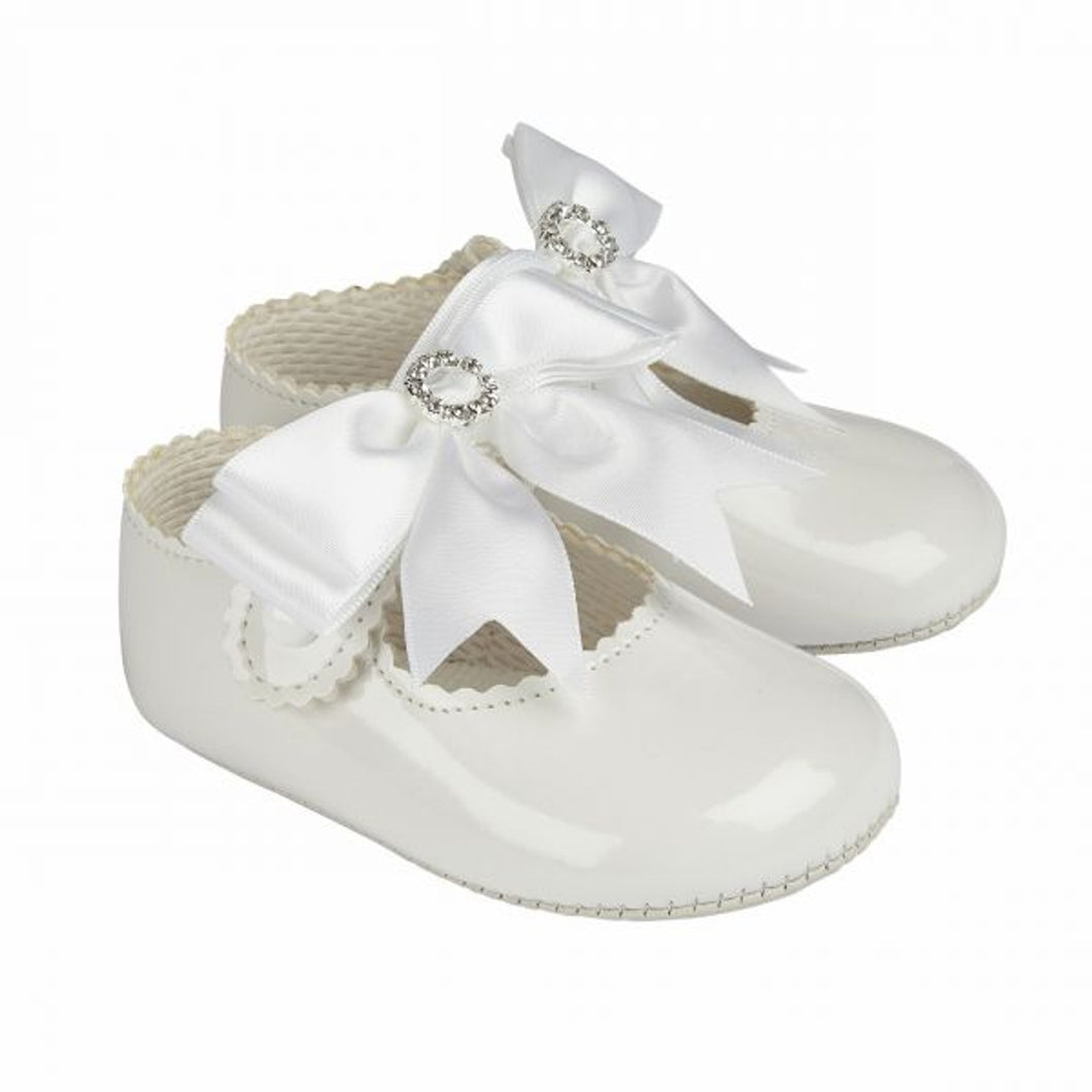 Baby Girls White Diamonte Baypods Soft Sole