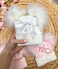 Load image into Gallery viewer, White Bow Pom Hat
