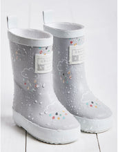 Load image into Gallery viewer, Grass &amp; Air Little Kids Grey Colour Revealing Wellies
